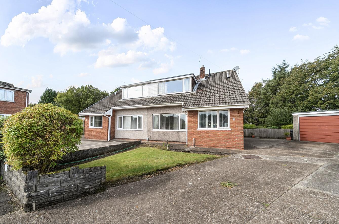 Mendip Close, Fforestfach, Swansea, SA5 5AB